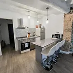 Apartment La Bodega De Reconquista Centro By Alogest
