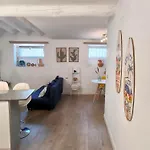 La Bodega De Reconquista Centro By Alogest * Saragossa