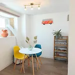 La Bodega De Reconquista Centro By Alogest
